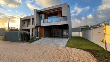 house em Antônio Avelino Varela, Central Park - Cachoeirinha - RS
