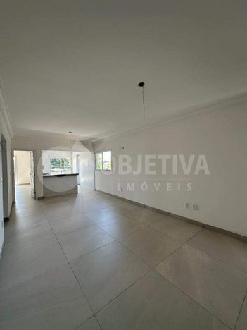 apartment em Rua Ipanema, Patrimônio - Uberlândia - MG