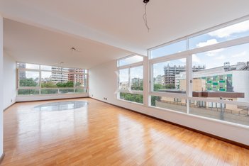 apartment em Rua Santo Inácio, Moinhos de Vento - Porto Alegre - RS