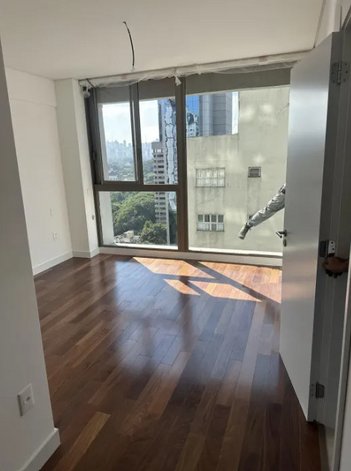 apartment em Rua Jerônimo da Veiga, Jardim Europa - São Paulo - SP