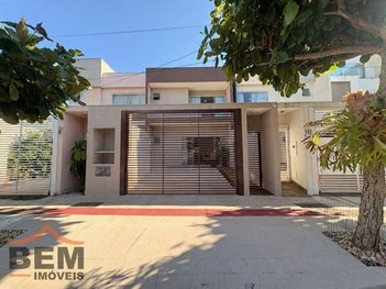 house em Rua Dinah Silveira de Queiroz, Praia dos Amores - Balneário Camboriú - SC