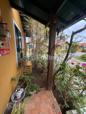 house em Avenida Luiz Boiteux Piazza, Cachoeira do Bom Jesus - Florianópolis - SC