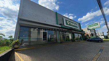 business em Avenida Armando Fajardo, Igara - Canoas - RS