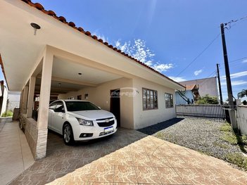 house em Rua dos Cravos, Balneário Piçarras - Balneário Piçarras - SC