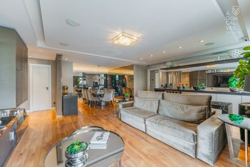 apartment em Avenida Iguaçu, Água Verde - Curitiba - PR