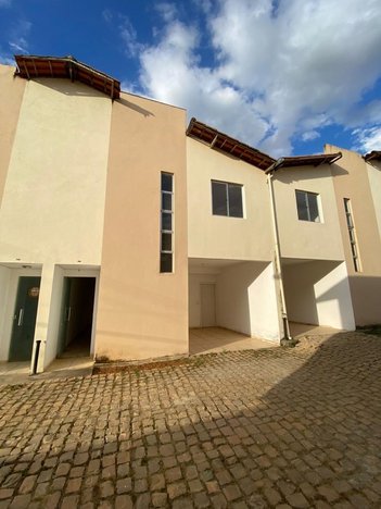 house em Praça Rosa Fontana, Novo Campinho - Pedro Leopoldo - MG