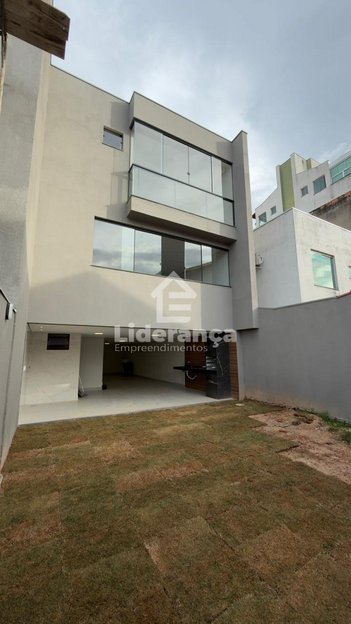 house em Rua dos Beija-Flores, Solar do Madeira - Contagem - MG