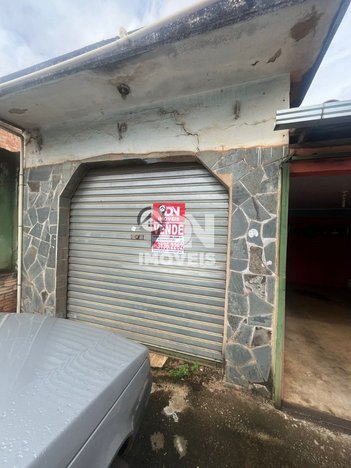 house em Avenida Israel Pinheiro, Sarzedo - Sarzedo - MG