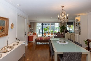 apartment em Rua Monte Aprazível, Vila Nova Conceição - São Paulo - SP