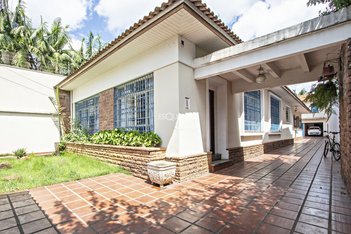 house em Rua Groenlândia, Jardim América - São Paulo - SP