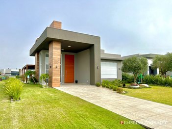 house em Avenida Diamante, Rainha do Mar - Xangri-Lá - RS