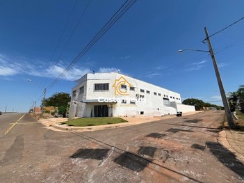industrial em Avenida Tocantins, Centro (Taquaralto) - Palmas - TO