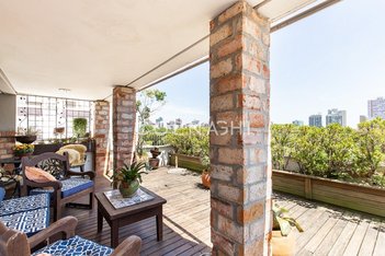 apartment em Rua Mostardeiro, Rio Branco - Porto Alegre - RS