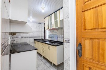 apartment em Rua Fernando de Souza Costa, Fazendinha - Curitiba - PR