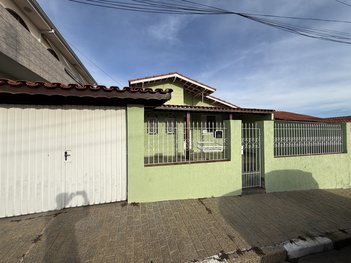 house em Rua Doutor José Fonseca Rosas, Jardim Doutor Júlio de Mesquita Filho - Bragança Paulista - SP