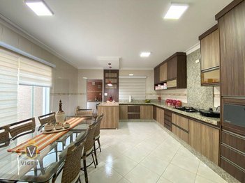 house em Avenida Eunice Cavalcante de Souza Queiroz, Parque Residencial Lorençoni - Jundiaí - SP