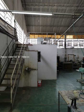 industrial em Avenida Sebastião Aguiar, Centro - Oliveira - MG