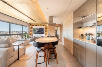 apartment em Rua Santa Cecília, Rio Branco - Porto Alegre - RS