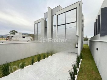 house em Rua Candido Pereira dos Anjos, São João do Rio Vermelho - Florianópolis - SC