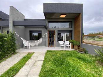 house em Avenida Norte, Rainha do Mar - Xangri-Lá - RS