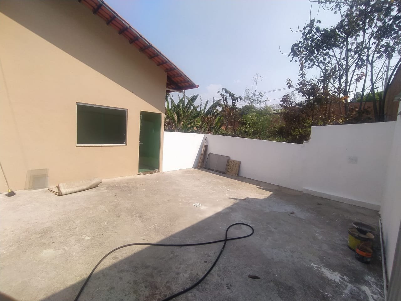 PISO SUPERIOR: GARAGEM