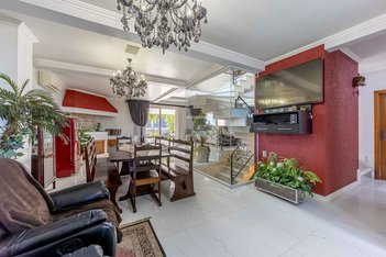 house em Avenida General Barreto Viana, Chácara das Pedras - Porto Alegre - RS