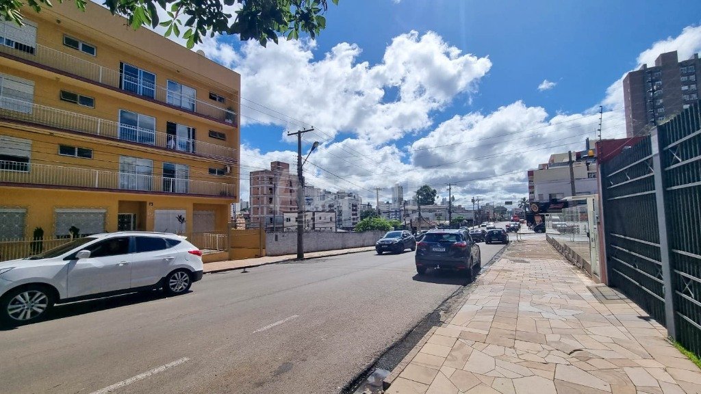 03 FRENTE RUA