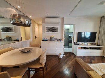 apartment em Rua Pássaros e Flores, Jardim das Acácias - São Paulo - SP
