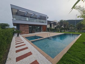 house em Avenida dos Búzios, Jurerê Internacional - Florianópolis - SC