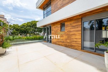 apartment em Rua Doutor Alexandre Gutierrez, Água Verde - Curitiba - PR