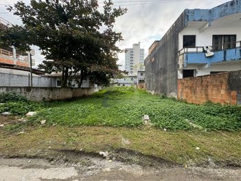 land_lot em Rua 256, Meia Praia - Itapema - SC