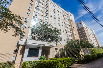 apartment em Rua Carlos Reverbel, Jardim Carvalho - Porto Alegre - RS