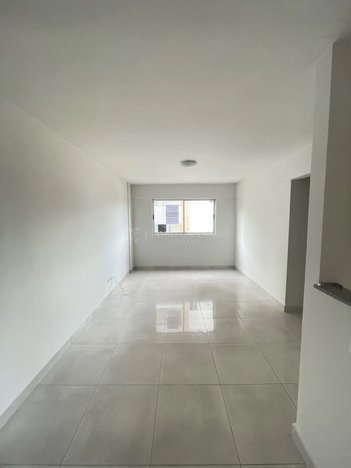 apartment em Rua Pastor Betinho, Vila Marumby - Maringá - PR