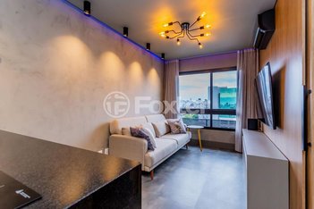 apartment em Rua Professor Freitas e Castro, Azenha - Porto Alegre - RS