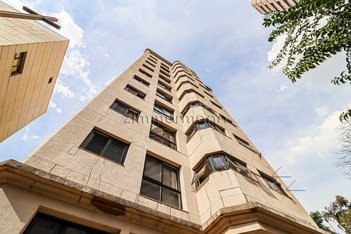 apartment em Avenida Chibarás, Moema - São Paulo - SP