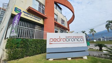 office em Avenida dos Lagos, Pedra Branca - Palhoça - SC