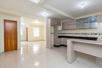 house em Rua Major Theolindo Ferreira Ribas, Hauer - Curitiba - PR