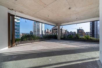 apartment em Rua Pedro Chaves Barcelos, Mont Serrat - Porto Alegre - RS