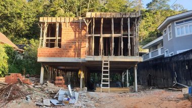 house em Rua Ingelheim, Quarteirão Ingelheim - Petrópolis - RJ