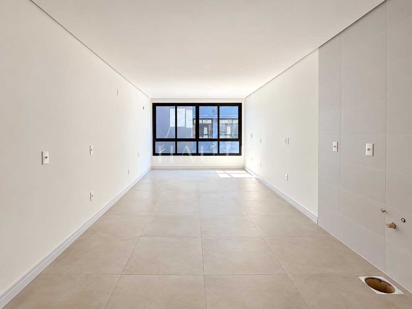 Studio 42m² na Praia da Cal, Edifício Florença com