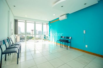 office em Avenida Protásio Alves, Três Figueiras - Porto Alegre - RS