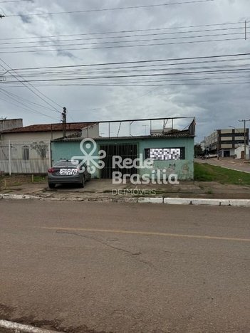 house em QNG 45, Taguatinga Centro (Taguatinga) - Brasília - DF