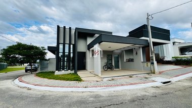house em Avenida Luiz Gonzaga das Neves, Caminho Novo - Tremembé - SP