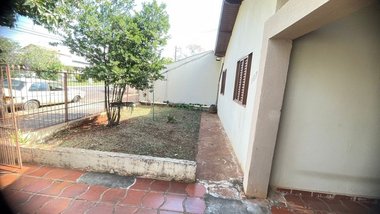 house em Avenida Robert Koch, Operária - Londrina - PR