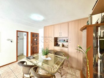 apartment em Rua João Meirelles, Abraão - Florianópolis - SC