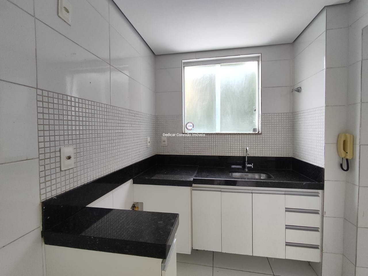 Apartamento com 3 quartos — Heliópolis, Belo Horizonte