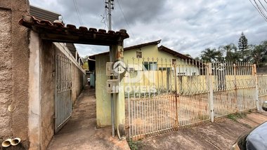 house em Rua Manoel Macedo, Centro - Mário Campos - MG
