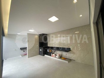 house em Rua Sampaio, Laranjeiras - Uberlândia - MG