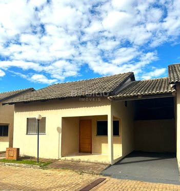 house em Avenida Rui Barbosa, Setor Jardim Marista - Trindade - GO