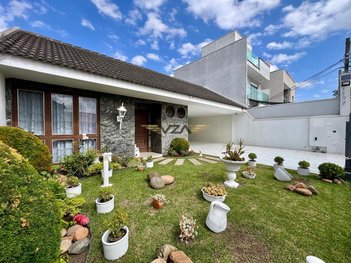 house em Rua Francisco Fruet, Novo Mundo - Curitiba - PR